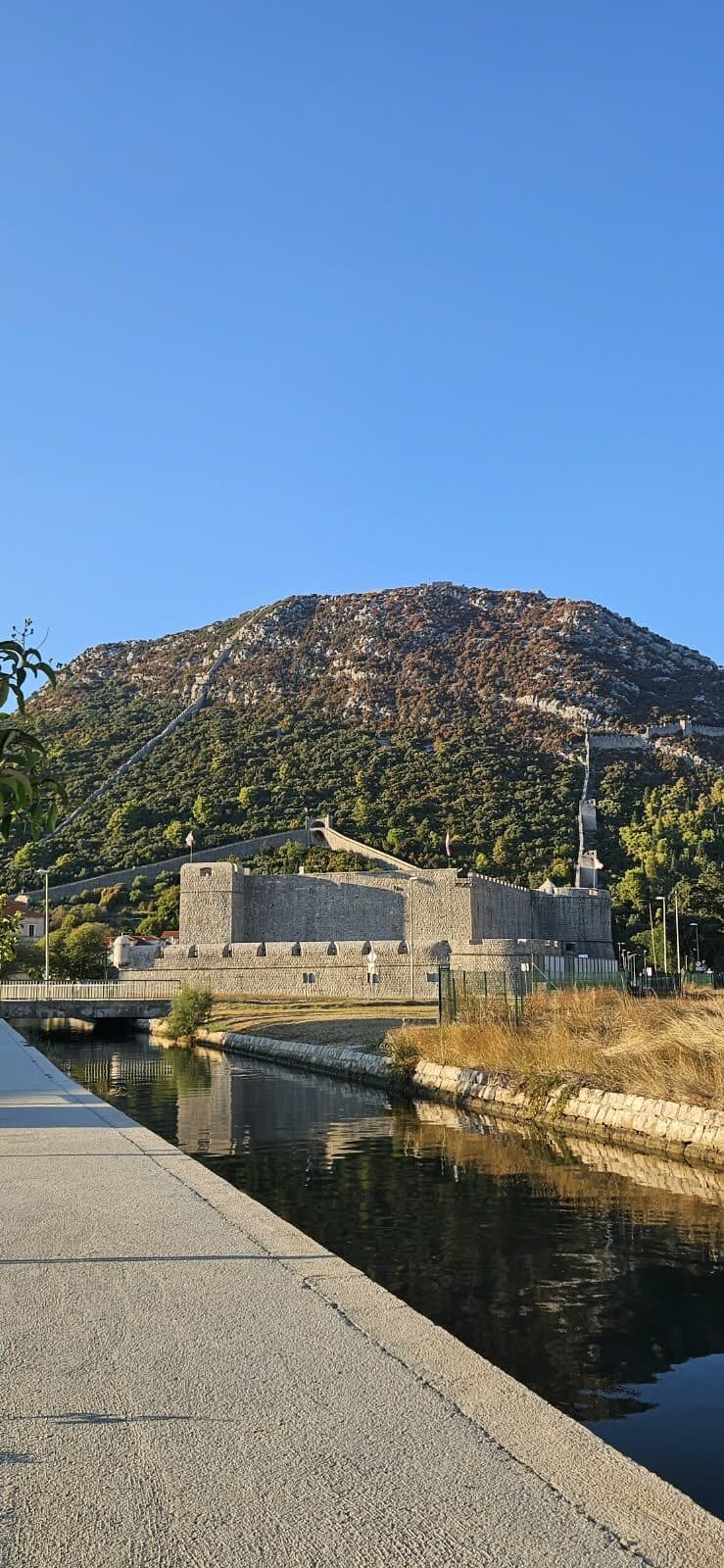 Ston 2
